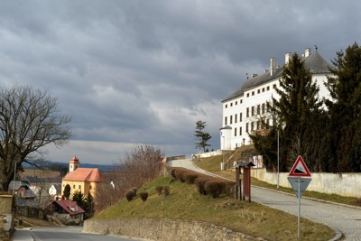Úsov - zámek
